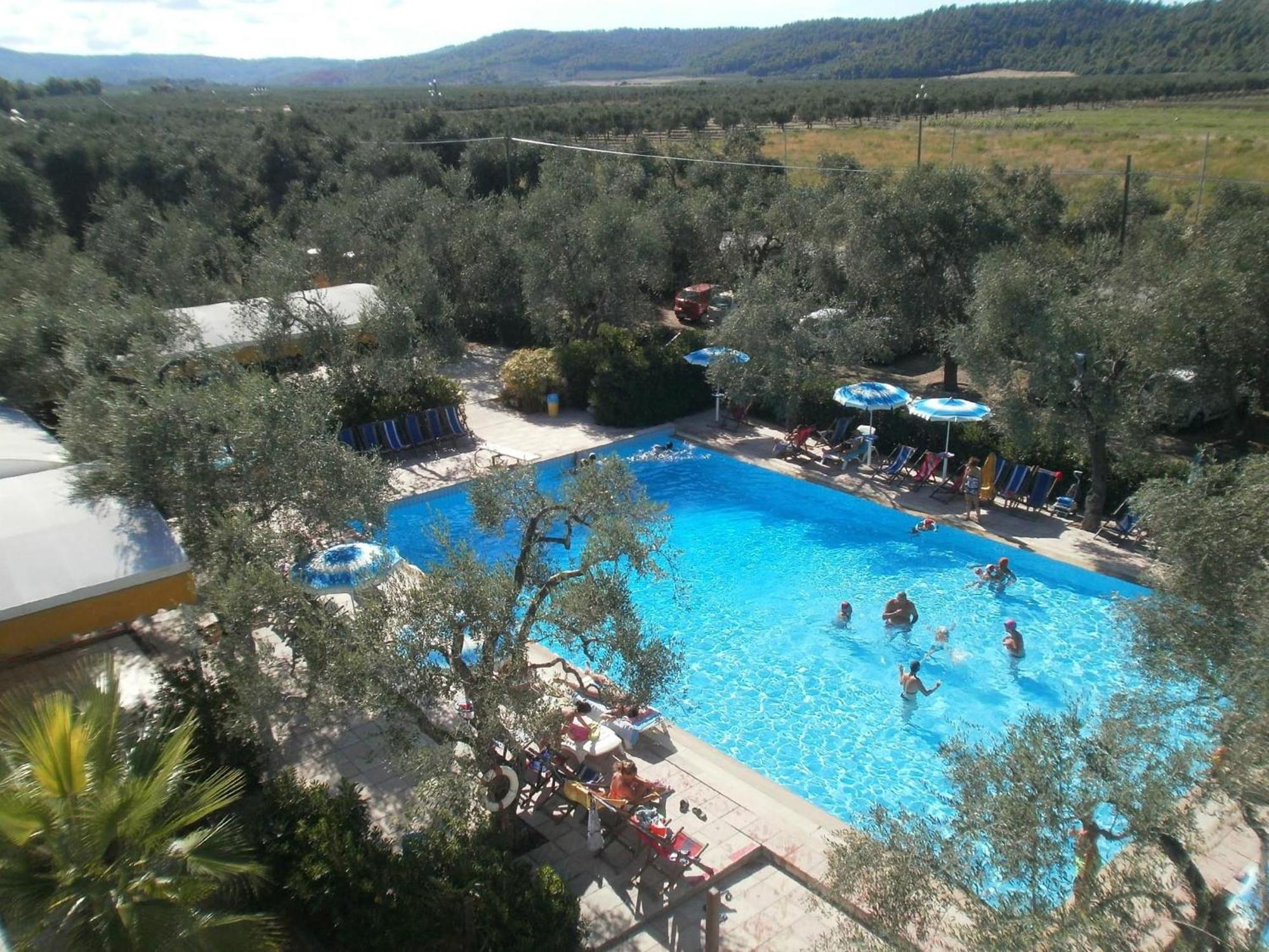 Appartamenti Gallo Club Vieste Exteriör bild